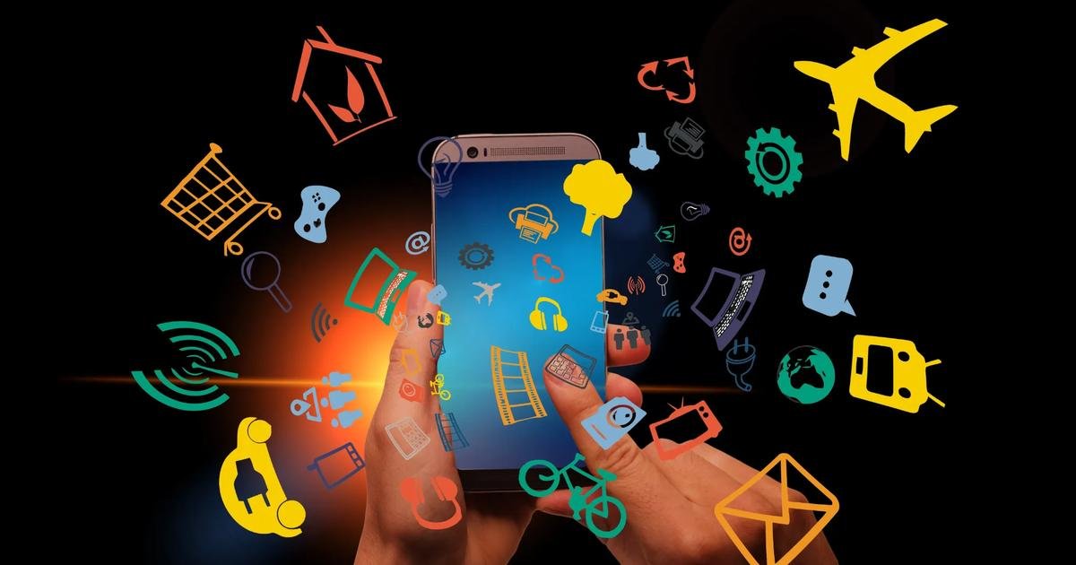 How People Are Turning Their Phones and Laptops into Money-Making Machines: A 101 Guide to Starting Your Own Dropshipping Business Without Holding Inventory